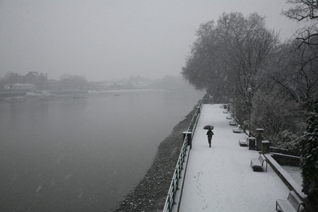 Thames Path snow Fulham